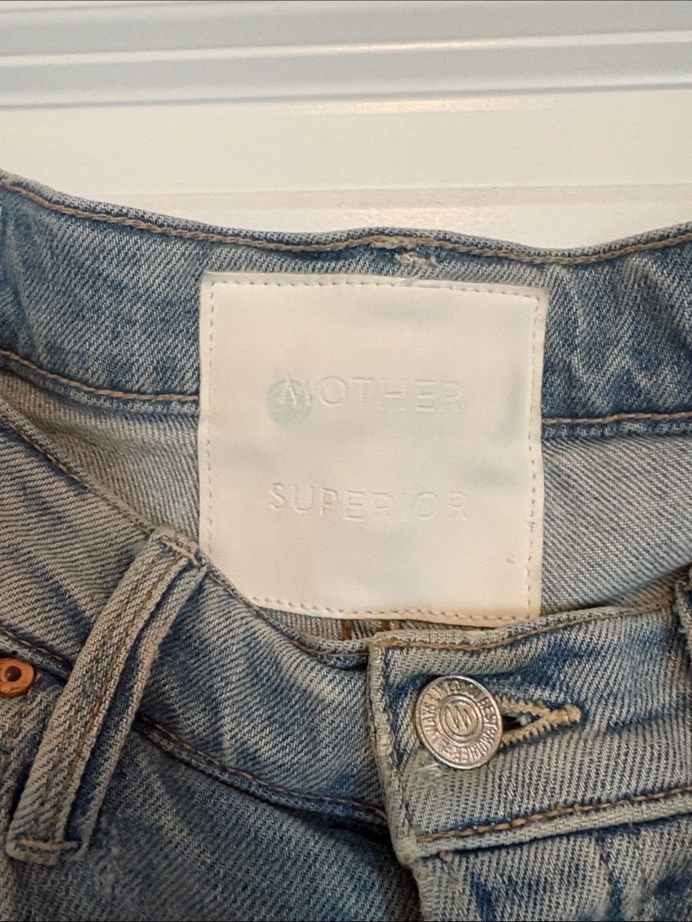 MOTHER Light Wash Relaxed Jeans - Picture 2 of 5